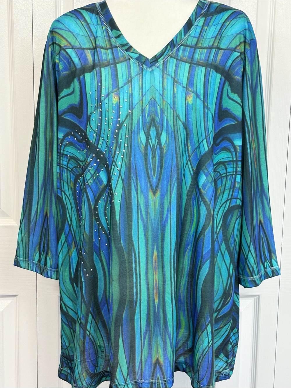 NWT Fashion Bug Blue & Green Print Embellished 3/4 Sleeve V-Neck Shirt 3X